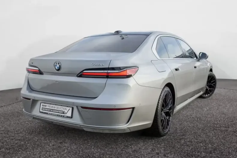 BMW 740 din 2025 cu 19.700 km - oferta BMW176246 - foto 2