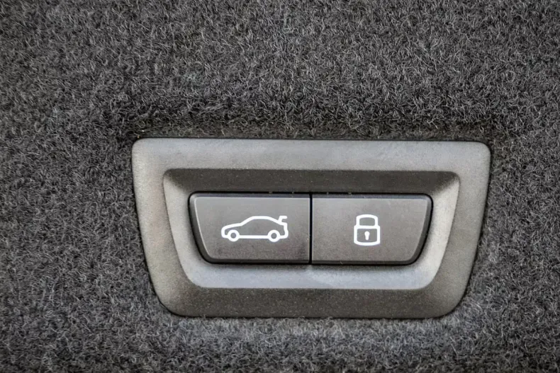 BMW 740 din 2025 cu 19.700 km - oferta BMW176246 - foto 5