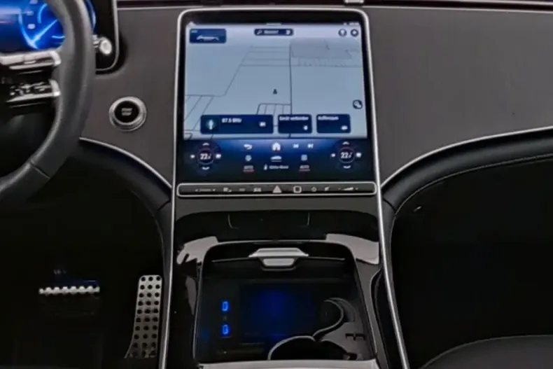 Mercedes-Benz EQE SUV din 2024 cu 26.629 km - oferta MER176254 - foto 11