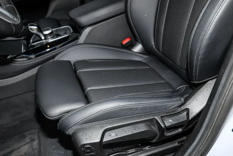 BMW X4 din 2023 cu 27.216 km - oferta BMW176258 - foto 19