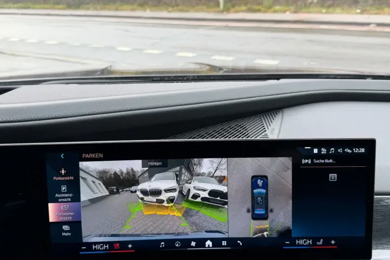 BMW 750 din 2023 cu 95.900 km - oferta BMW176261 - foto 16