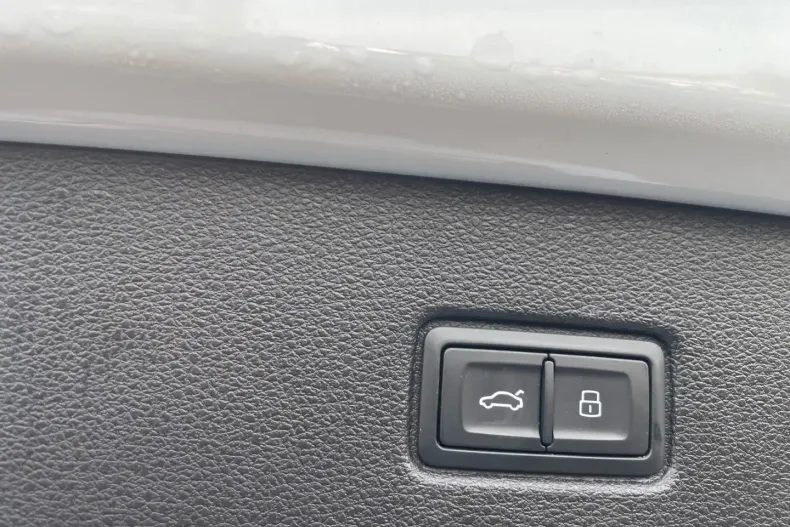 Audi SQ7 din 2022 cu 52.000 km - oferta AUD176274 - foto 6