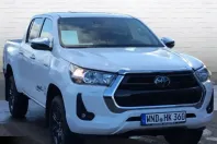 Toyota Hilux din 2024 cu 9.999 km - oferta TOY176281 - foto 4