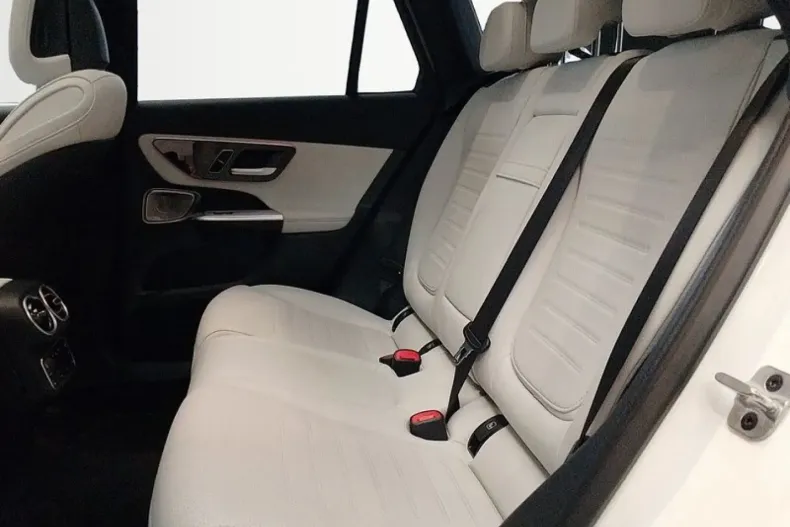 Mercedes-Benz GLC 300 din 2023 cu 81.063 km - oferta MER176283 - foto 19