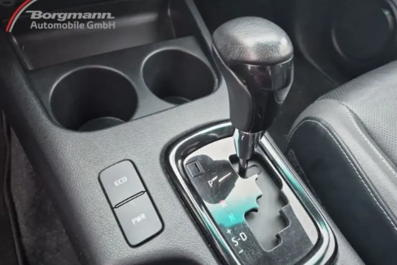 Toyota Hilux din 2023 cu 83.274 km - oferta TOY176284 - foto 13