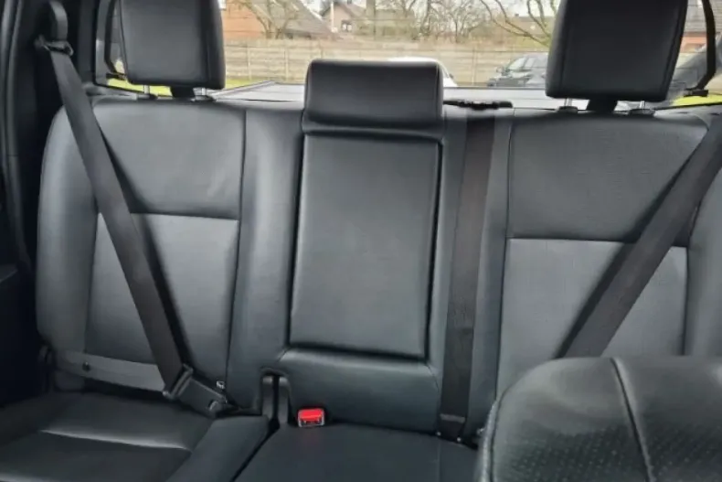 Toyota Hilux din 2023 cu 83.274 km - oferta TOY176284 - foto 22