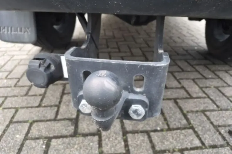 Toyota Hilux din 2023 cu 83.274 km - oferta TOY176284 - foto 25