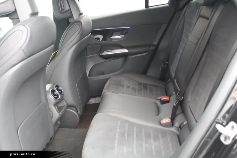 Mercedes-Benz GLC 300 din 2023 cu 31.569 km - oferta MER176287 - foto 8