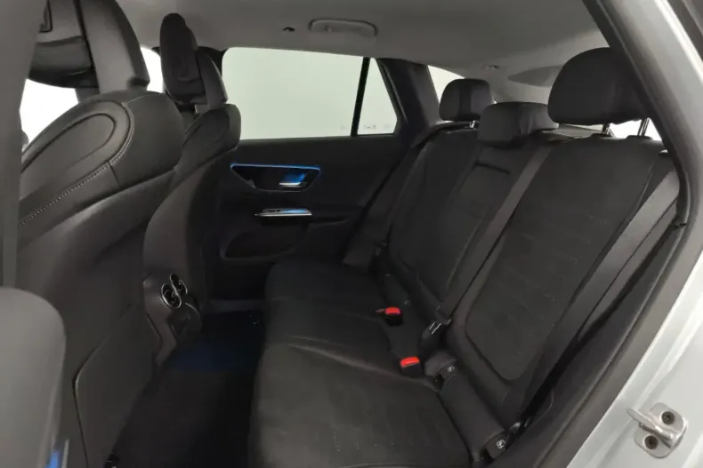 Mercedes-Benz GLC 300 din 2023 cu 26.570 km - oferta MER176288 - foto 11