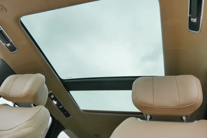 Land Rover Range Rover din 2025 cu 2.550 km - oferta LAN176291 - foto 15