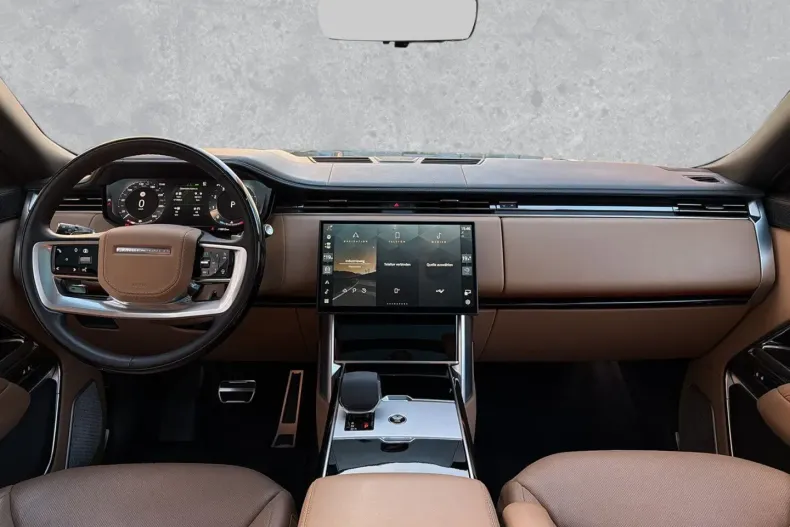 Land Rover Range Rover din 2025 cu 19.913 km - oferta LAN176292 - foto 4