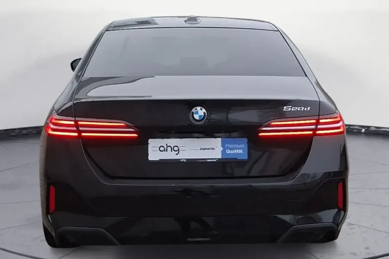 BMW 520 din 2023 cu 68.641 km - oferta BMW176295 - foto 4