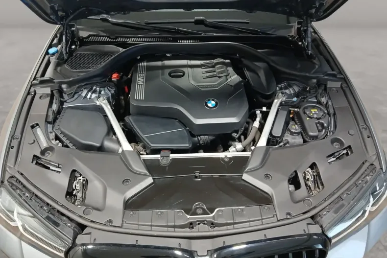 BMW 530 din 2022 cu 55.160 km - oferta BMW176297 - foto 7