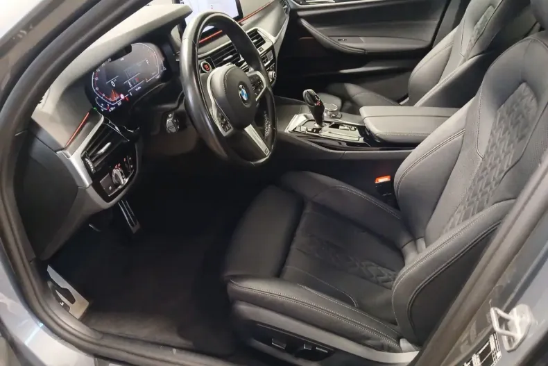 BMW 530 din 2022 cu 55.160 km - oferta BMW176297 - foto 9