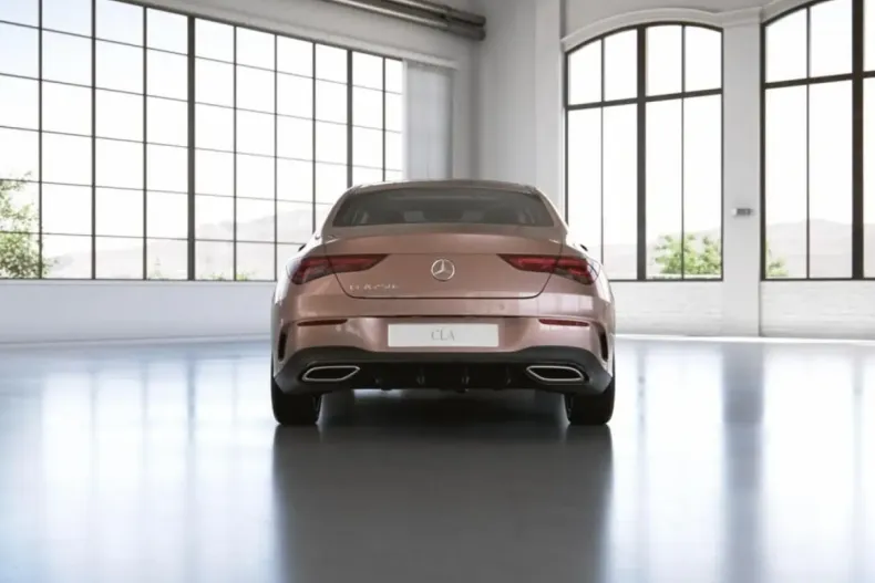 Mercedes-Benz CLA 250 din 2022 cu 37.297 km - oferta MER176300 - foto 4