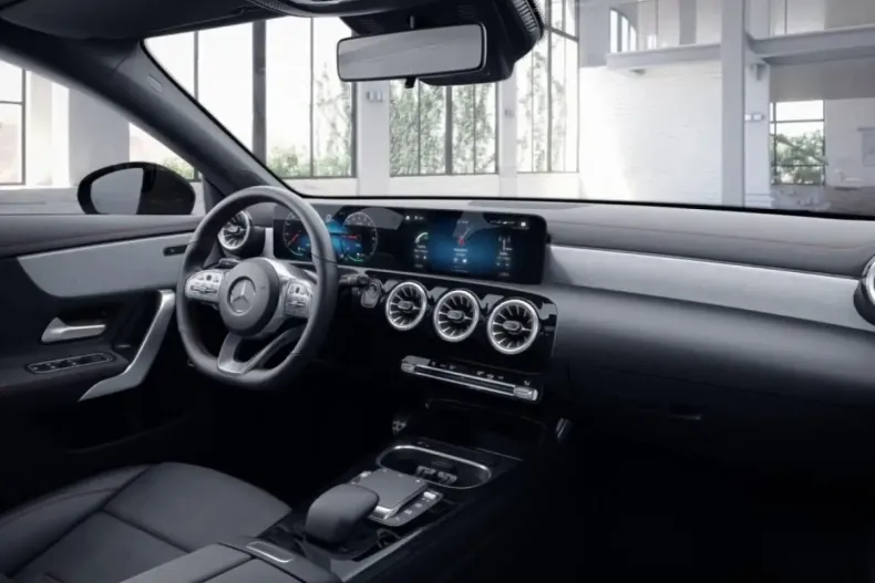 Mercedes-Benz CLA 250 din 2022 cu 37.297 km - oferta MER176300 - foto 7