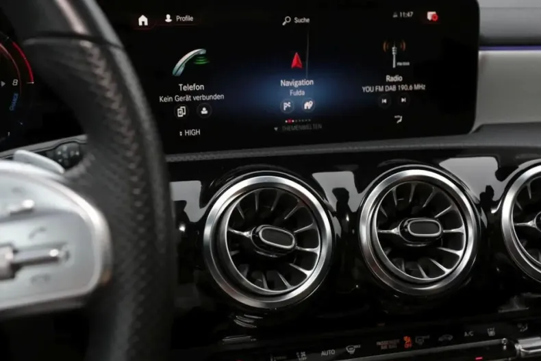 Mercedes-Benz CLA 250 din 2022 cu 64.950 km - oferta MER176302 - foto 15