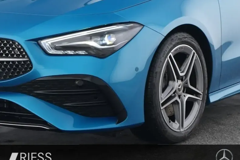 Mercedes-Benz CLA 200 din 2024 cu 9.108 km - oferta MER176305 - foto 3