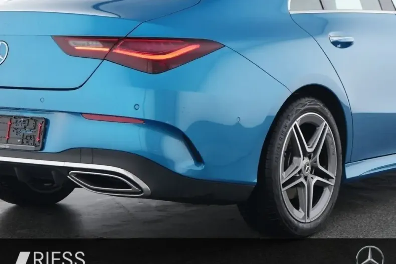 Mercedes-Benz CLA 200 din 2024 cu 9.108 km - oferta MER176305 - foto 4