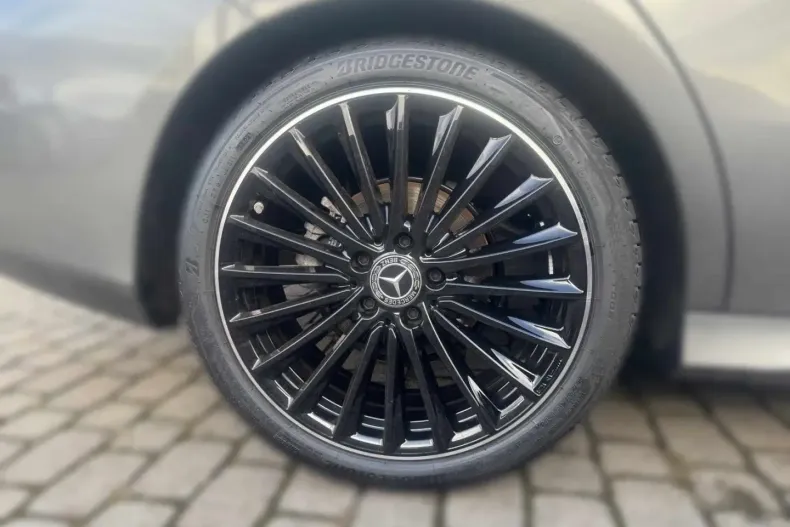 Mercedes-Benz CLA 180 din 2024 cu 16.430 km - oferta MER176314 - foto 5