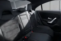 Mercedes-Benz CLA 200 din 2024 cu 11.310 km - oferta MER176316 - foto 7