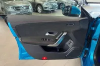 Mercedes-Benz CLA 200 din 2024 cu 7.604 km - oferta MER176318 - foto 3