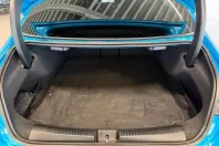 Mercedes-Benz CLA 200 din 2024 cu 7.604 km - oferta MER176318 - foto 12