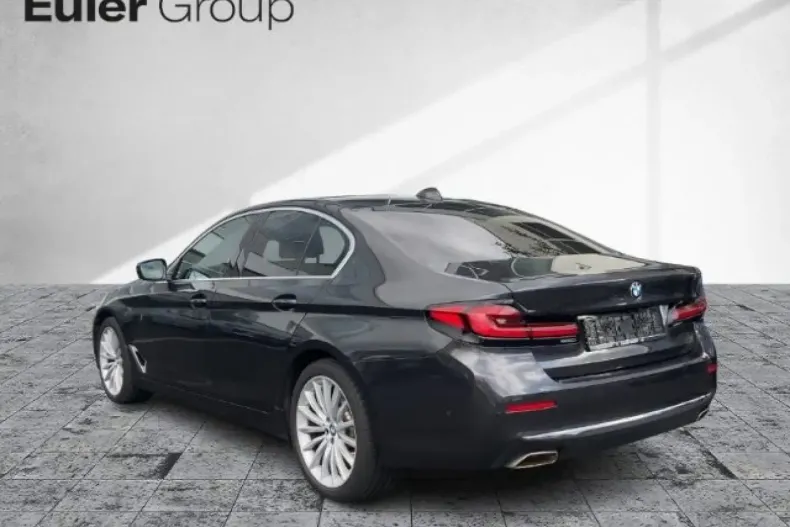 BMW 530 din 2022 cu 100.181 km - oferta BMW176325 - foto 4