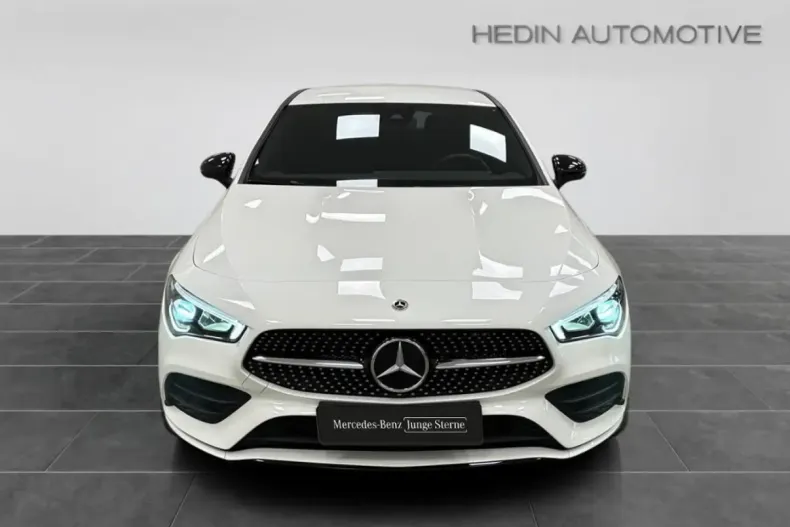 Mercedes-Benz CLA 250 din 2022 cu 15.276 km - oferta MER176327 - foto 8