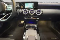 Mercedes-Benz CLA 250 din 2022 cu 15.276 km - oferta MER176327 - foto 11