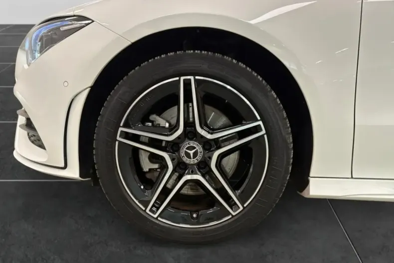Mercedes-Benz CLA 250 din 2022 cu 15.276 km - oferta MER176327 - foto 15
