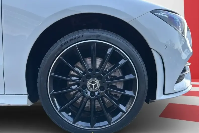 Mercedes-Benz CLA 250 din 2022 cu 35.472 km - oferta MER176328 - foto 4