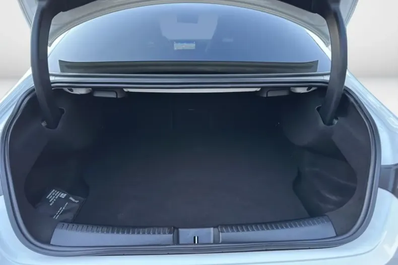 Mercedes-Benz CLA 250 din 2022 cu 35.472 km - oferta MER176328 - foto 9