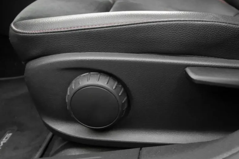 Mercedes-Benz CLA 250 din 2022 cu 49.852 km - oferta MER176331 - foto 15