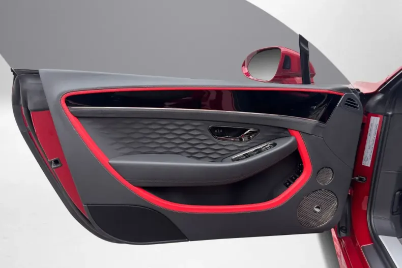 Bentley Continental GT din 2024 cu 2.000 km - oferta BEN176333 - foto 12