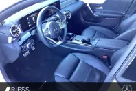 Mercedes-Benz CLA 250 din 2022 cu 49.672 km - oferta MER176343 - foto 6