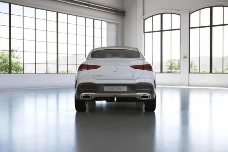 Mercedes-Benz GLE 350 din 2021 cu 64.710 km - oferta MER176345 - foto 4