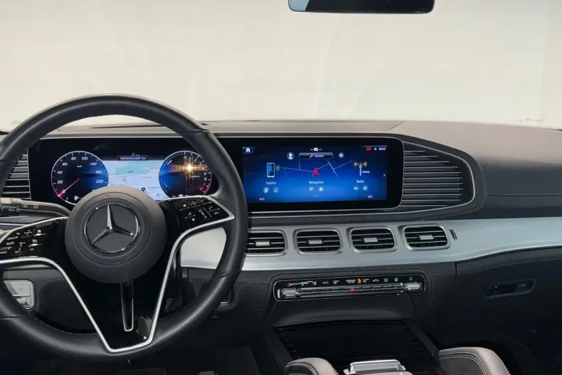 Mercedes-Benz GLE 400 din 2025 cu 21.545 km - oferta MER176347 - foto 7