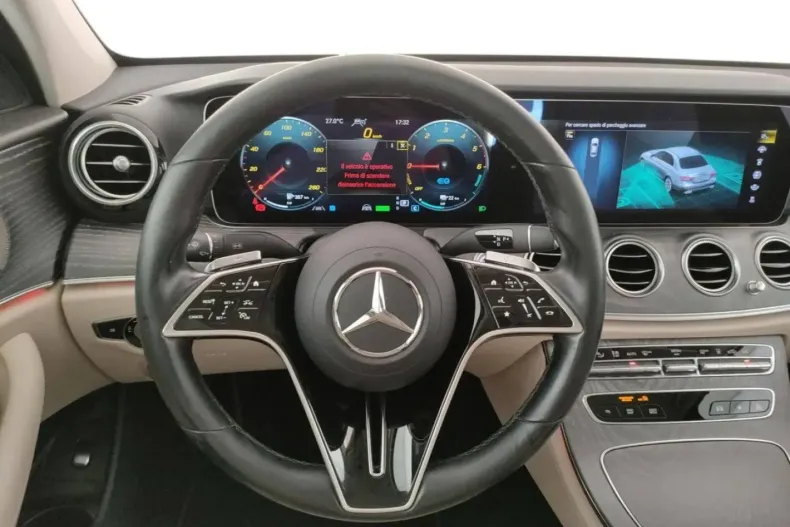 Mercedes-Benz E 300 din 2022 cu 96.369 km - oferta MER176353 - foto 7