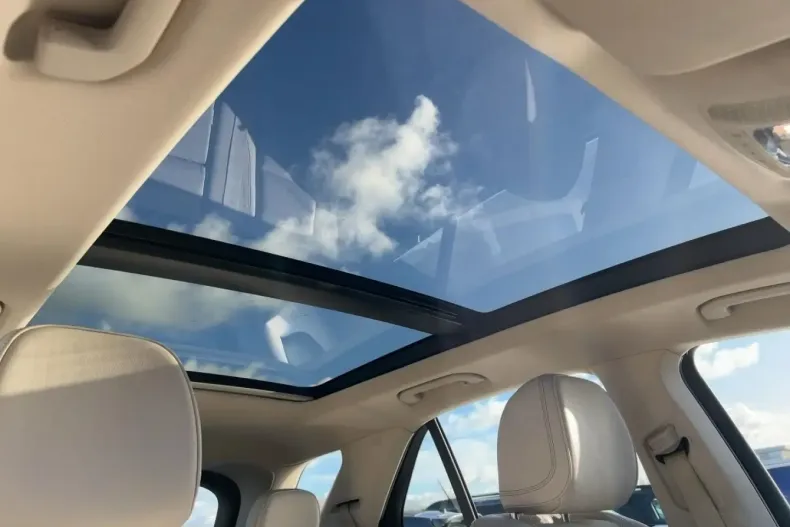 Mercedes-Benz GLE 350 din 2022 cu 68.245 km - oferta MER176354 - foto 16