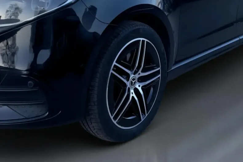 Mercedes-Benz V 300 din 2024 cu 13.627 km - oferta MER176356 - foto 3