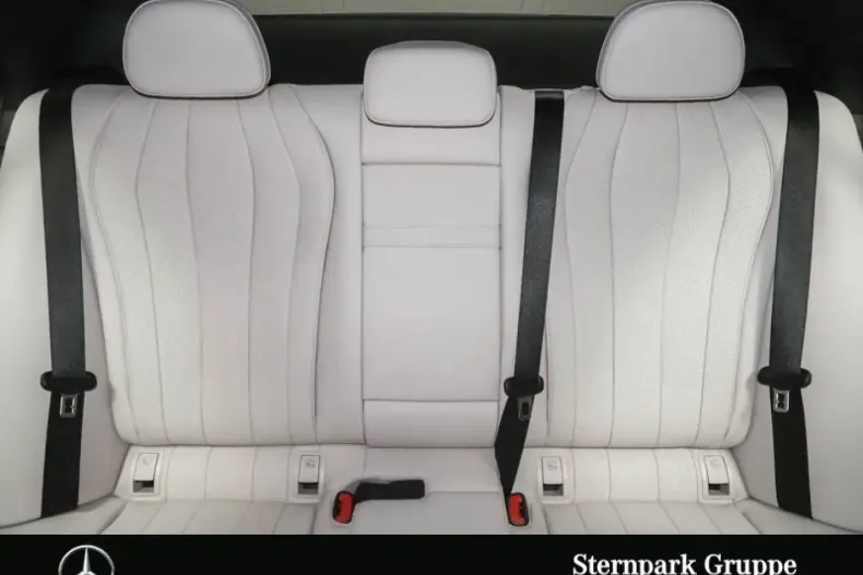 Mercedes-Benz E 300 din 2024 cu 13.823 km - oferta MER176357 - foto 6