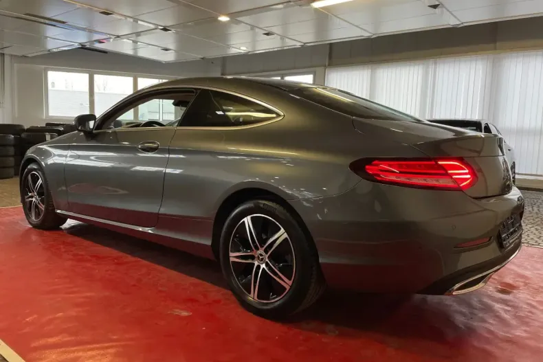 Mercedes-Benz C 220 din 2022 cu 61.900 km - oferta MER176359 - foto 5