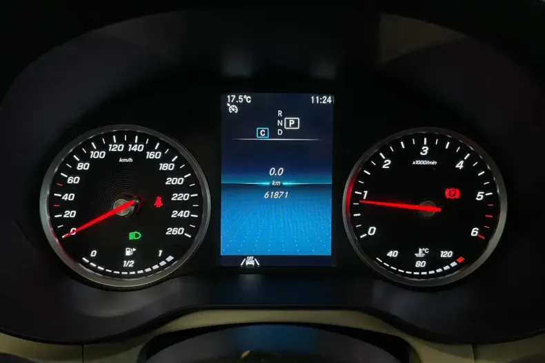 Mercedes-Benz C 220 din 2022 cu 61.900 km - oferta MER176359 - foto 14