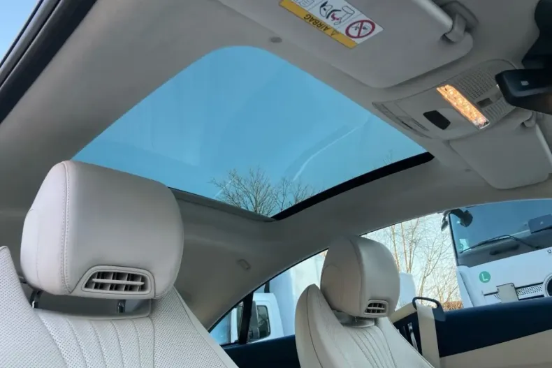 Mercedes-Benz E 450 din 2022 cu 30.321 km - oferta MER176360 - foto 11