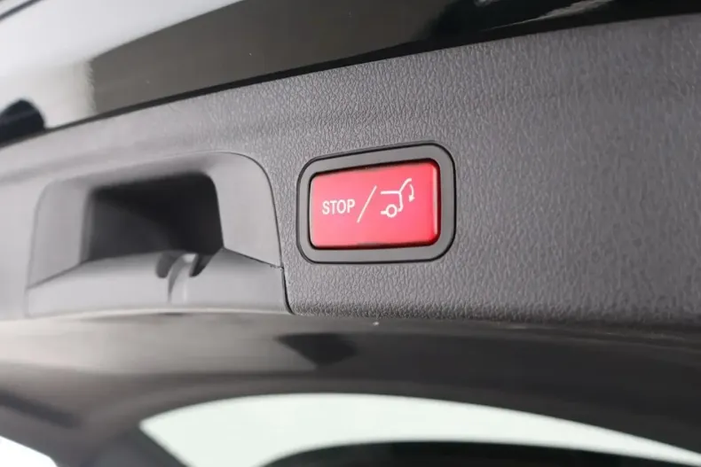 Mercedes-Benz GLE 350 din 2021 cu 57.400 km - oferta MER176361 - foto 22