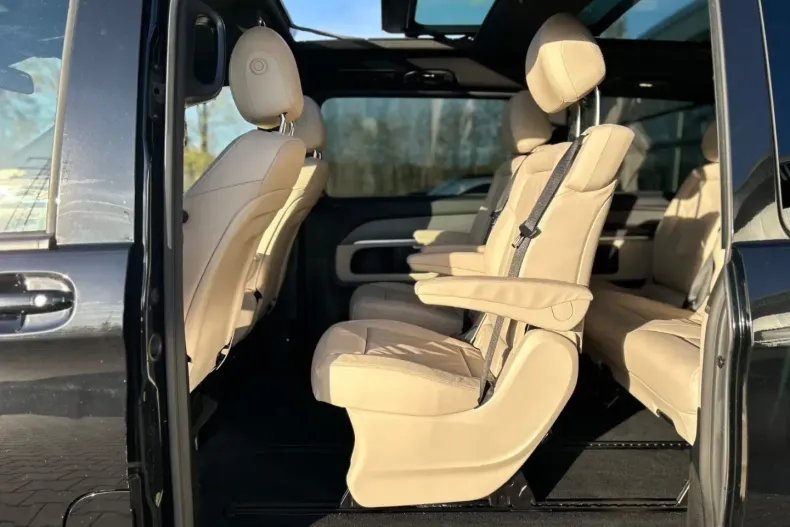 Mercedes-Benz V 300 din 2023 cu 50.143 km - oferta MER176371 - foto 16