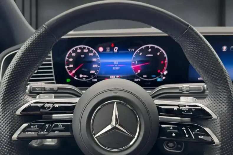 Mercedes-Benz GLE 300 din 2024 cu 22.326 km - oferta MER176375 - foto 8