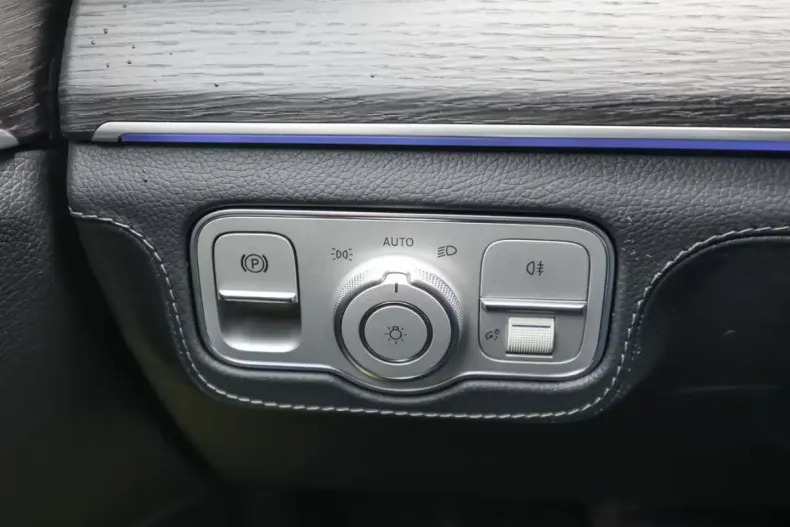 Mercedes-Benz GLE 53 AMG din 2025 cu 14.500 km - oferta MER176382 - foto 10