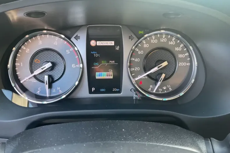 Toyota Hilux din 2025 cu 7.050 km - oferta TOY176390 - foto 11